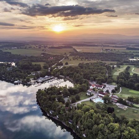 Отель Basin Harbor Vergennes Экстерьер фото